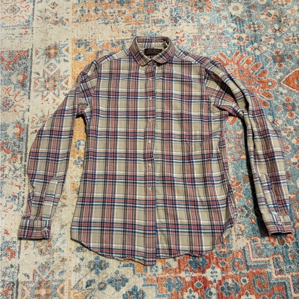 Vintage Eddie Bauer 100% cotton plaid flannel button-down